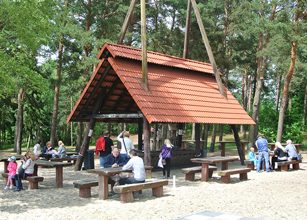 Grillplatz an der Strandpromenade