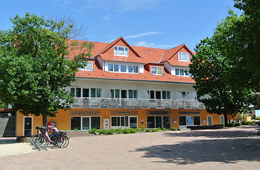 Nebengebäude des Bernsteinsee Hotel